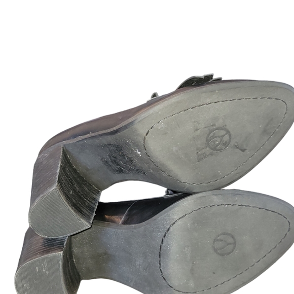 8M The Wishbone Collection shoes - Picture 4 of 4